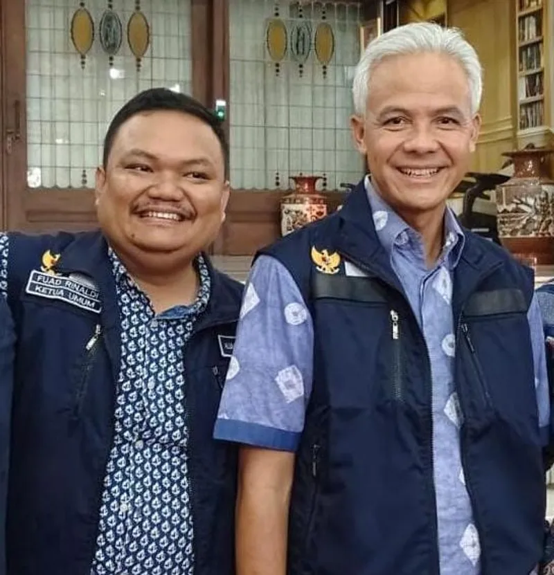 Fuad Rinaldi Menyambungkan Tali Silaturahmi antara Masyarakat, Relawan dan Ganjar Pranowo sebagai sosok pemimpin yang berani, komunikatif, peduli dan Luwes - image 1