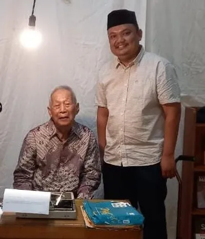 Kang Fuad Menyampaikan Jangan Kapok Menulis di Acara IKA SADAYA UNPAD